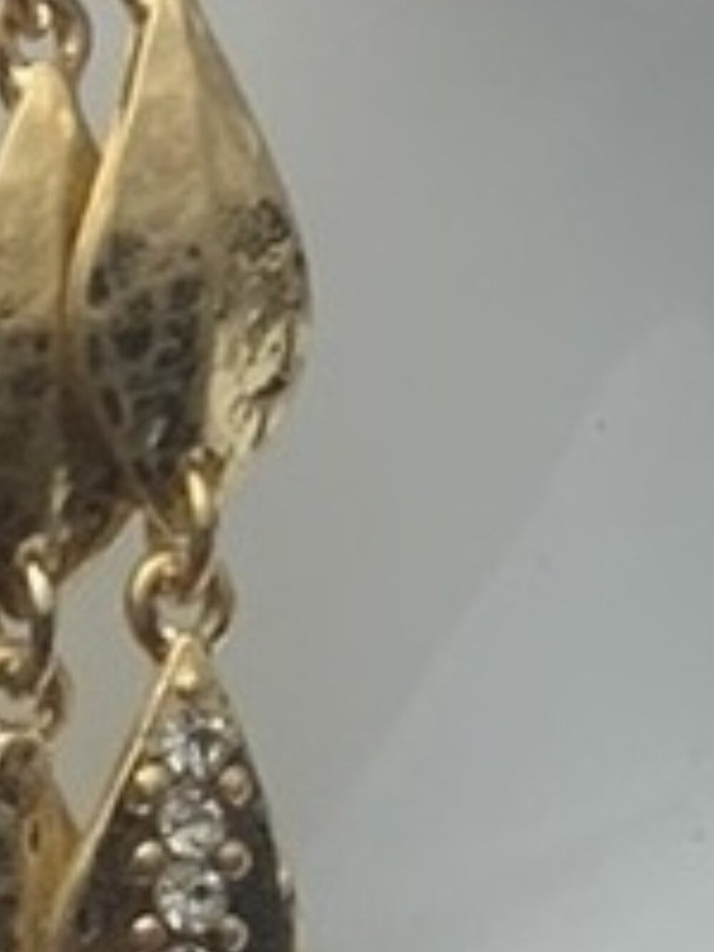 Costume Gold Tone and Rhinestone Chandelier Large Dangle Pierced Earrings EUC